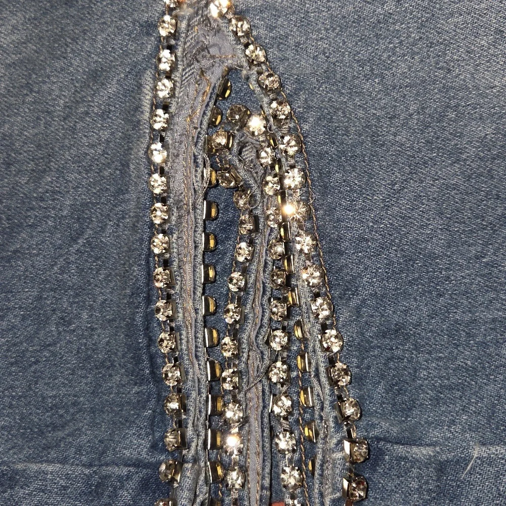 Forever 21 NWTs Bratz x F21 Rhinestone Wide-Leg Cutout Jeans - Picture 8 of 9